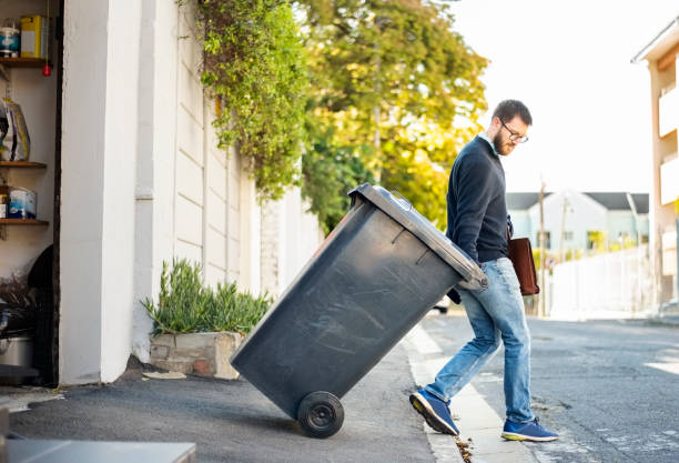Best Construction Debris Removal  in Flandreau, SD